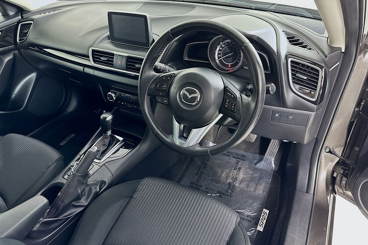 2015 Mazda MAZDA3 SP25 BM