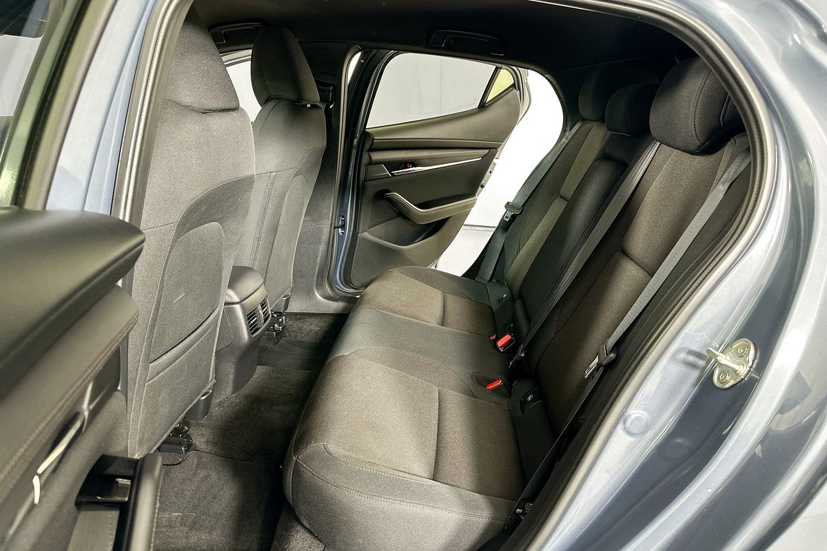 2023 Mazda MAZDA3 G20 EVOLVE 300P