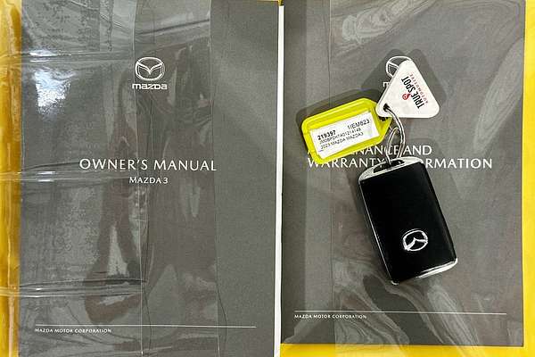 2023 Mazda MAZDA3 G20 EVOLVE 300P
