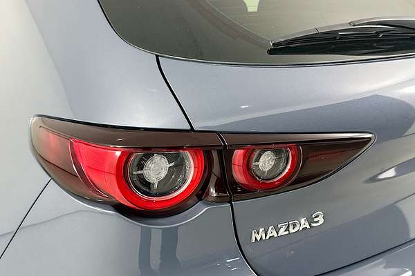 2022 Mazda MAZDA3 G25 EVOLVE SP 300P