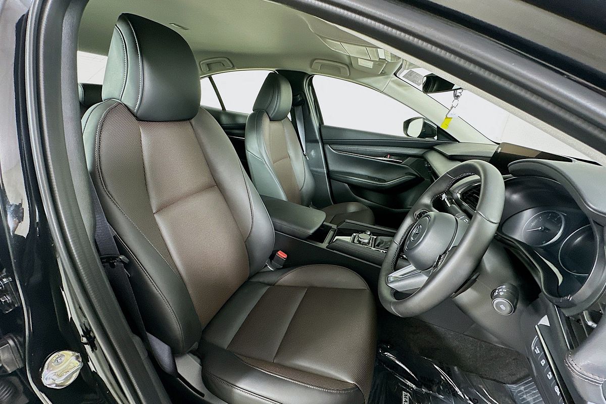 2025 Mazda MAZDA3 G25 GT VISION 300R