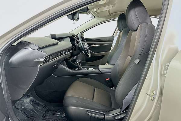 2022 Mazda MAZDA3 G20 EVOLVE 300P