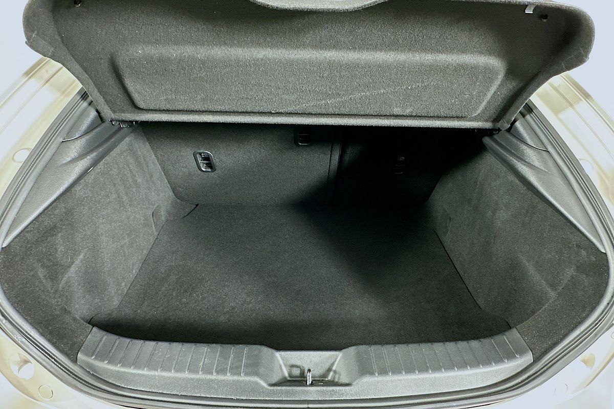 2023 Mazda MAZDA3 G20 TOURING 300P