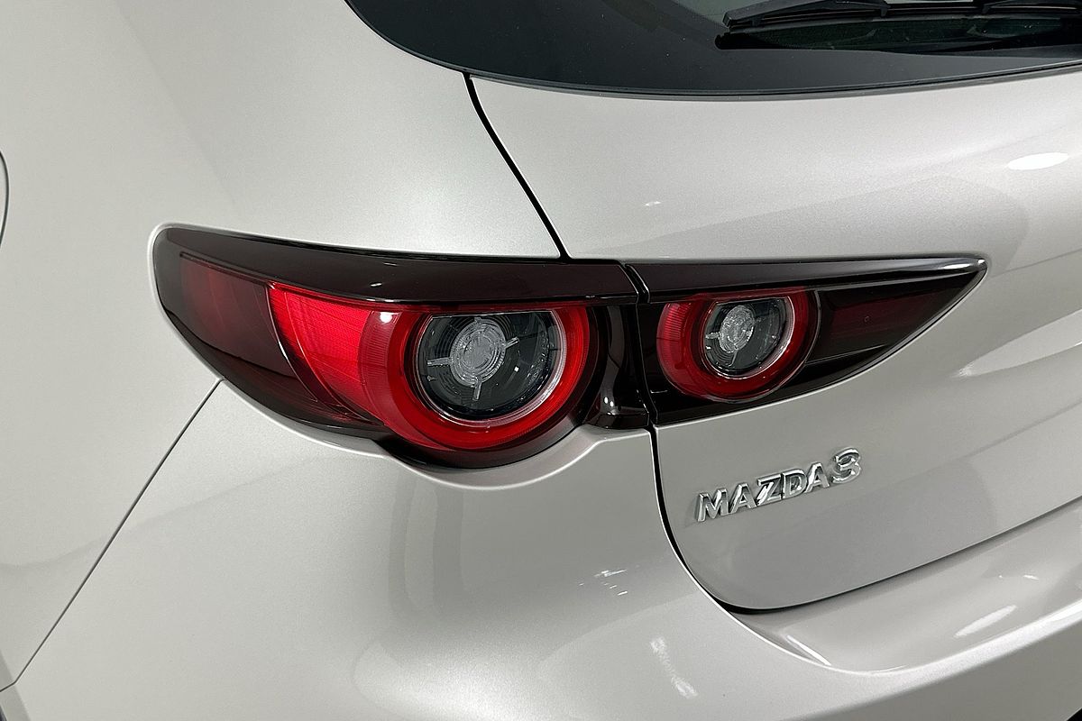 2023 Mazda MAZDA3 G20 TOURING 300P