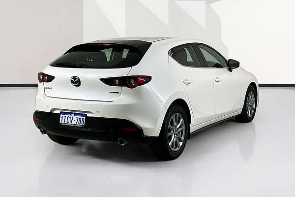 2024 Mazda MAZDA3 G20 PURE 300Q