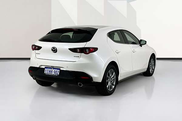 2024 Mazda MAZDA3 G20 PURE 300Q