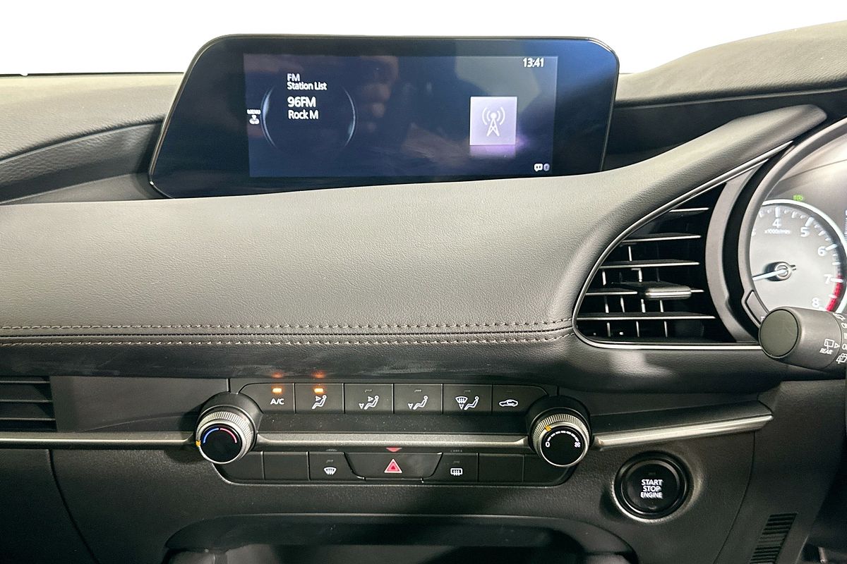 2024 Mazda MAZDA3 G20 PURE 300Q