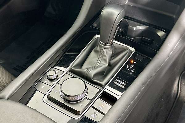 2024 Mazda MAZDA3 G20 PURE 300Q
