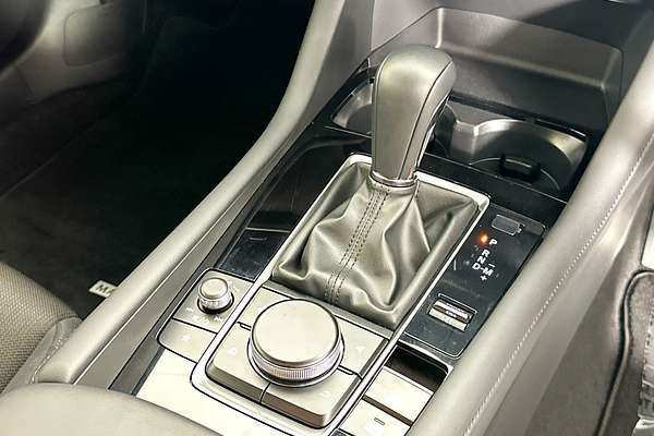 2024 Mazda MAZDA3 G20 PURE 300Q