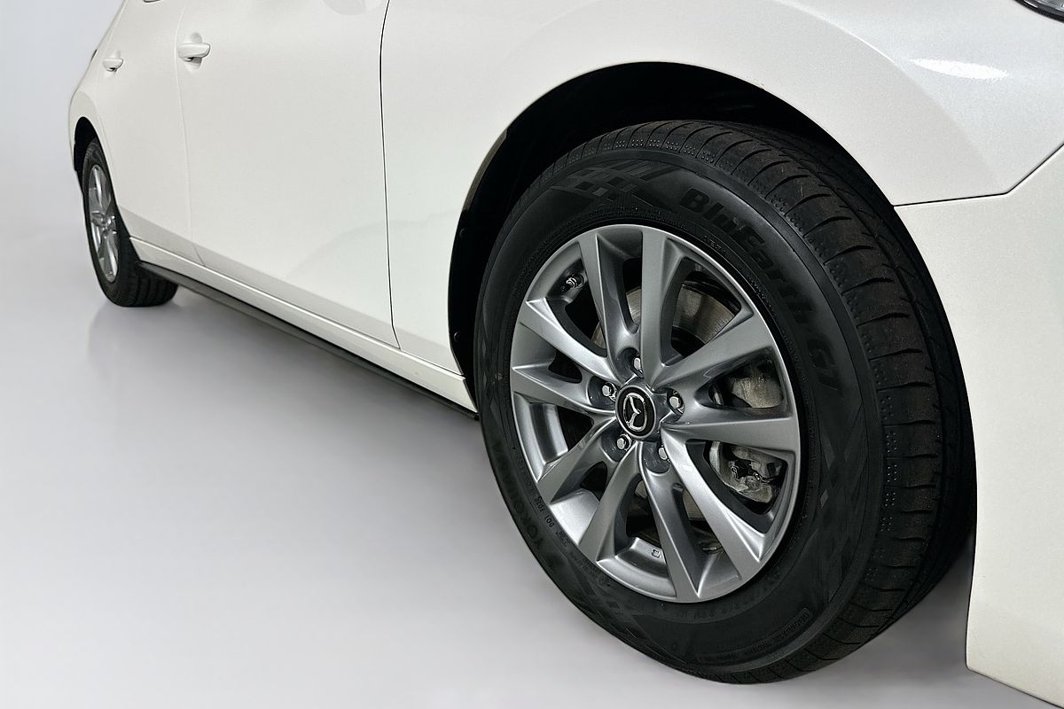 2024 Mazda MAZDA3 G20 PURE 300Q