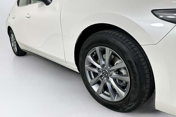 2024 Mazda MAZDA3 G20 PURE 300Q