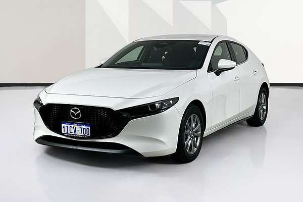 2024 Mazda MAZDA3 G20 PURE 300Q