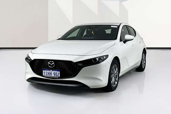 2024 Mazda MAZDA3 G20 PURE 300Q