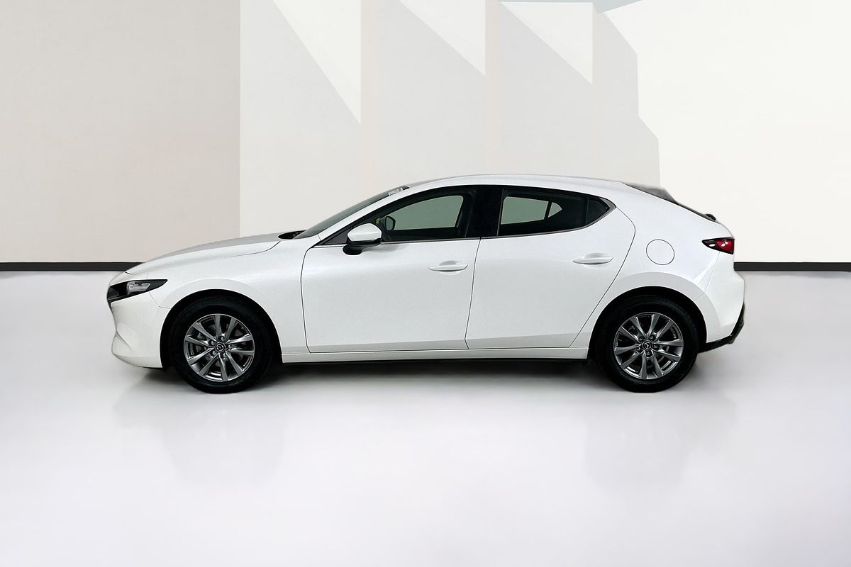 2024 Mazda MAZDA3 G20 PURE 300Q