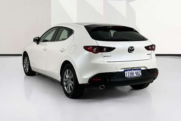 2024 Mazda MAZDA3 G20 PURE 300Q