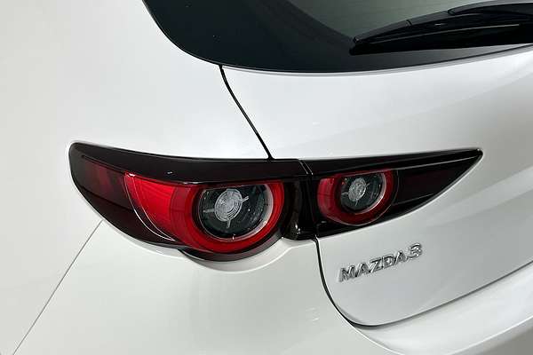 2024 Mazda MAZDA3 G20 PURE 300Q