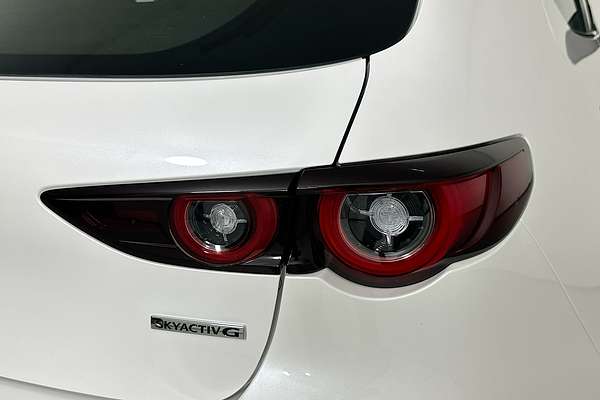 2024 Mazda MAZDA3 G20 PURE 300Q