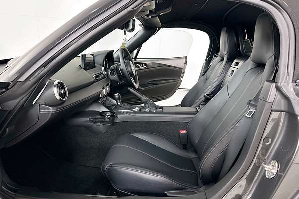 2025 Mazda MX-5 G20 ROADSTER GT MX5Z