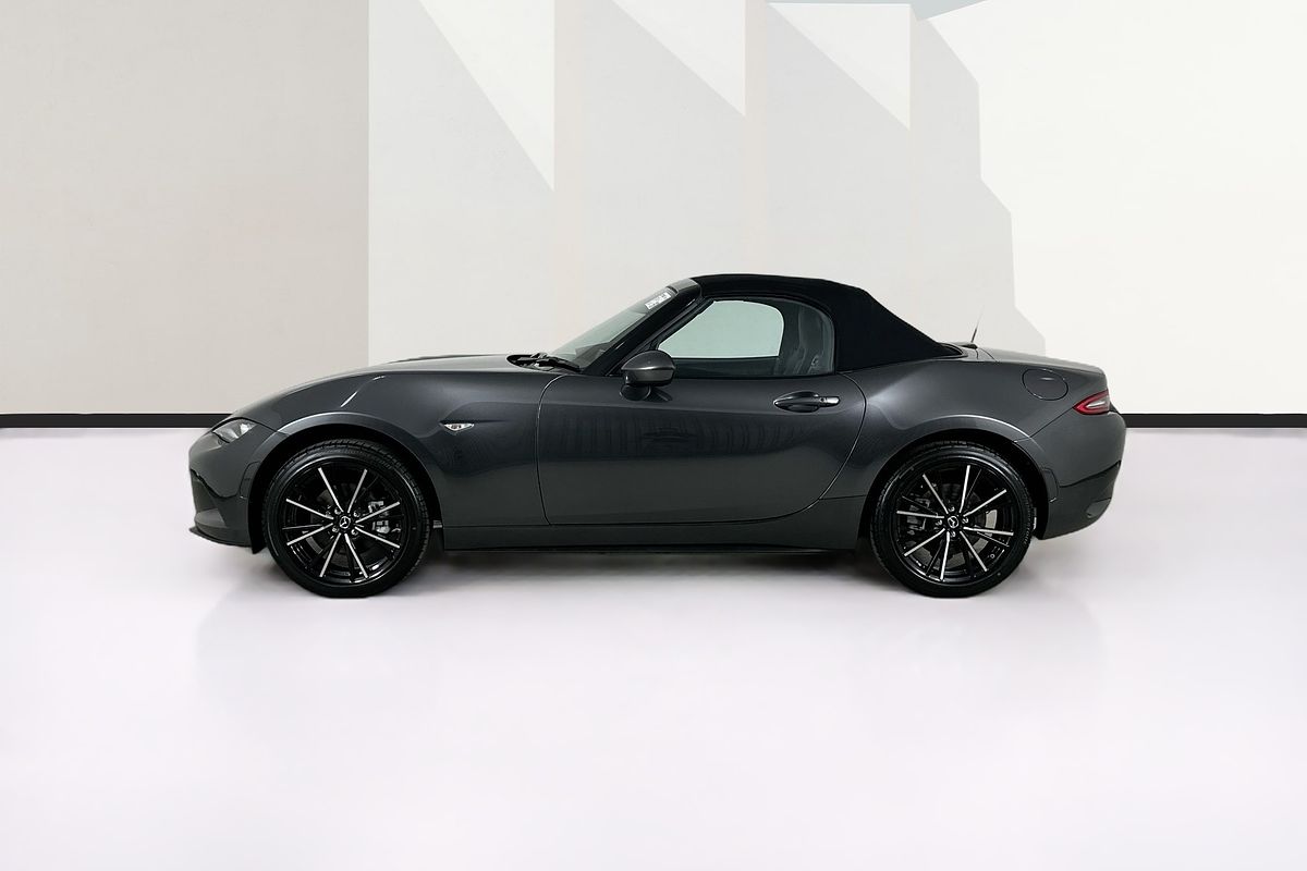 2025 Mazda MX-5 G20 ROADSTER GT MX5Z