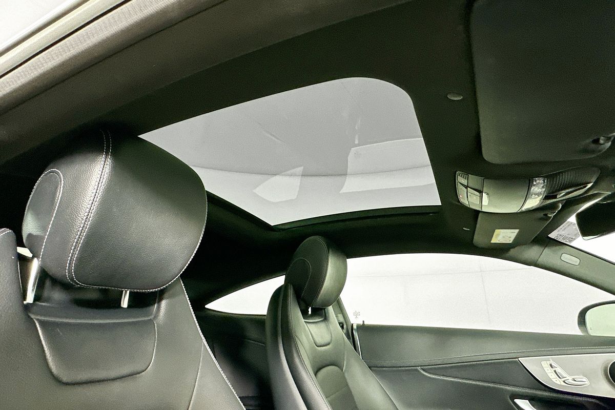 2021 Mercedes-Benz C200  C205 MY21