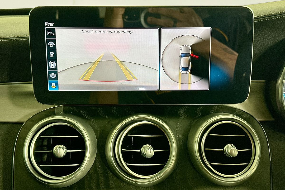 2021 Mercedes-Benz C200  C205 MY21