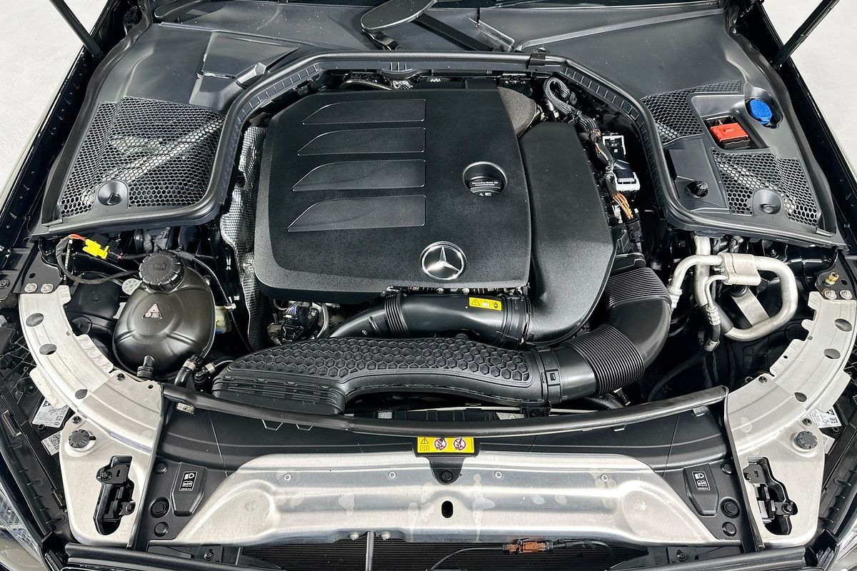 2021 Mercedes-Benz C200  C205 MY21