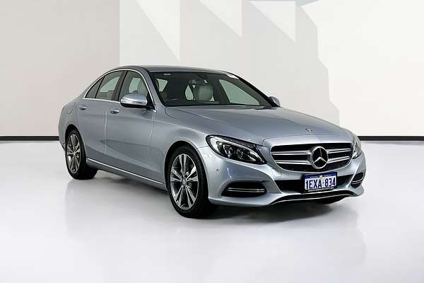 2015 Mercedes-Benz C200  205