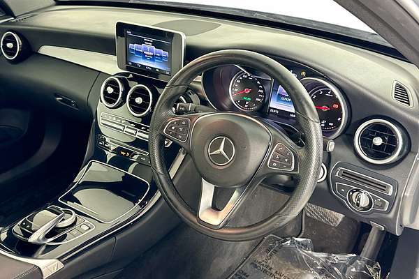 2015 Mercedes-Benz C200  205