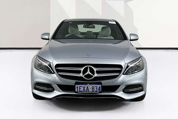 2015 Mercedes-Benz C200  205