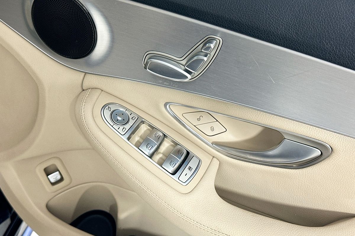 2016 Mercedes-Benz C200  205 MY16