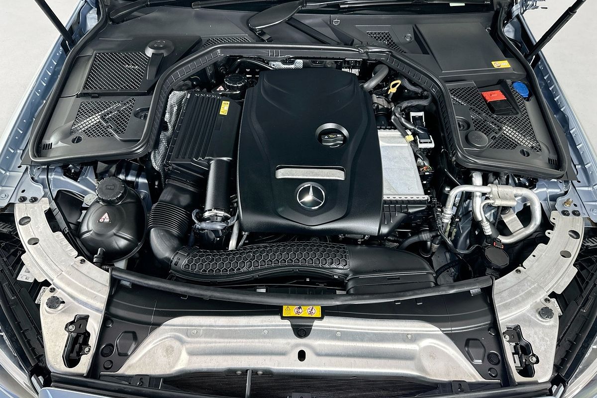 2015 Mercedes-Benz C200  205