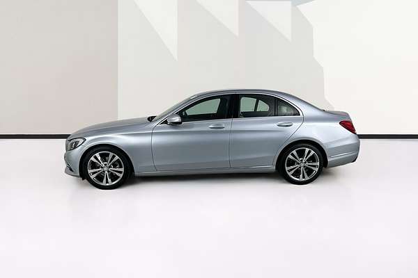 2015 Mercedes-Benz C200  205