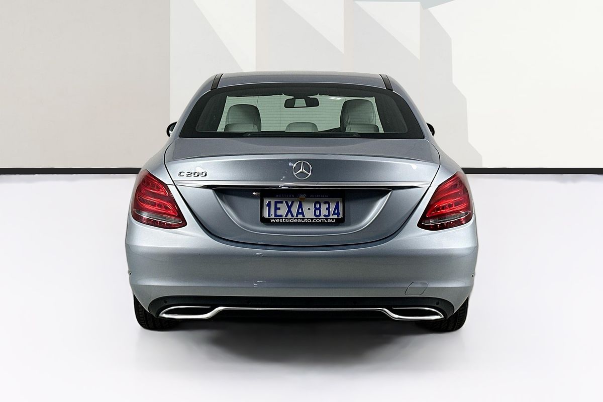 2015 Mercedes-Benz C200  205