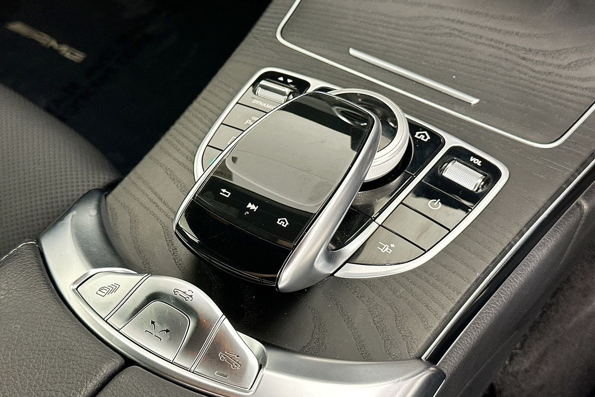 2019 Mercedes-Benz 200  A205 MY20