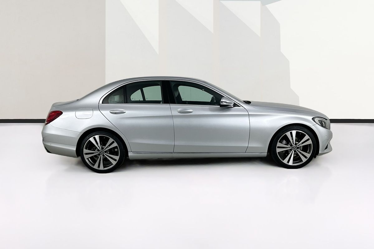 2017 Mercedes-Benz C200  205 MY17