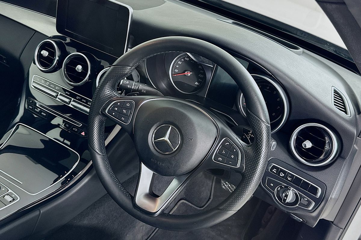 2016 Mercedes-Benz 200  205 MY16