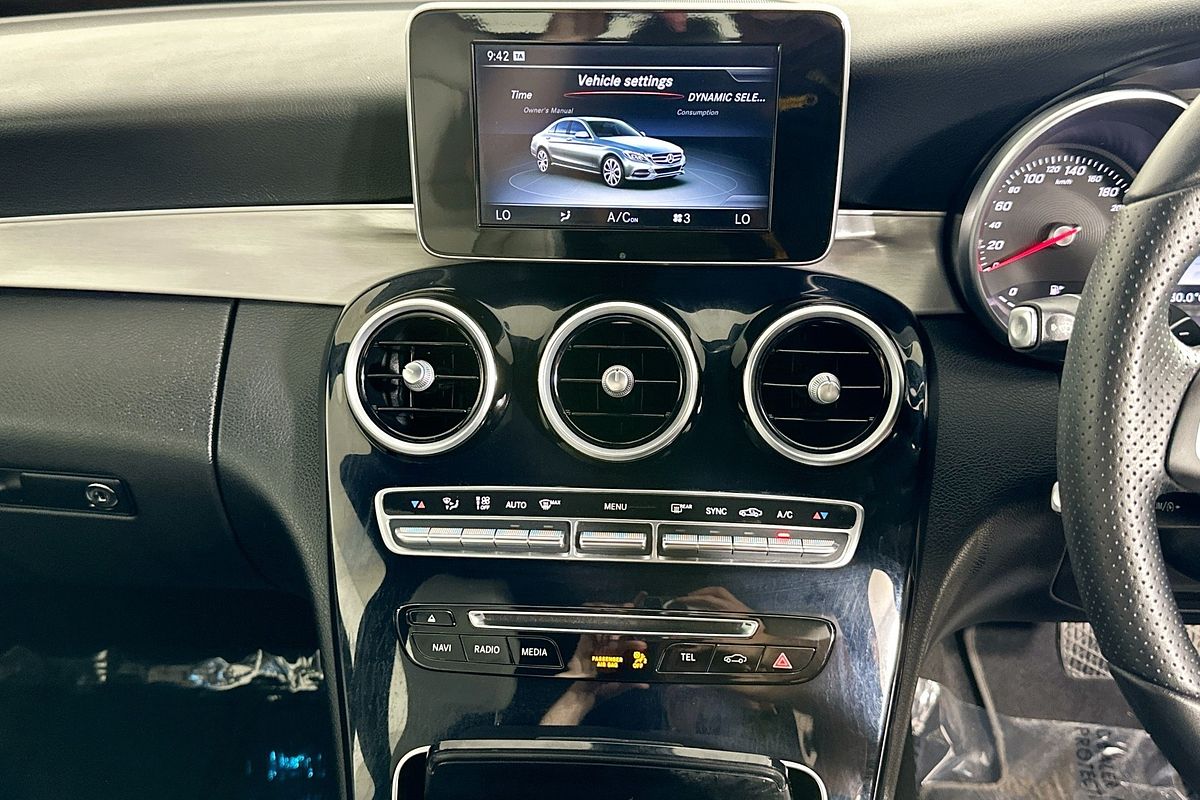 2017 Mercedes-Benz C200  205 MY17