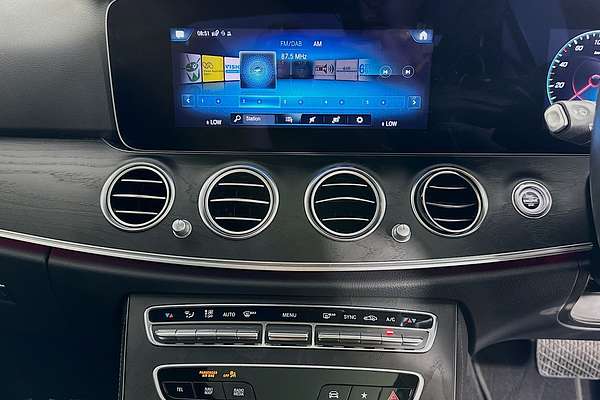 2022 Mercedes-Benz 200  W213 MY22