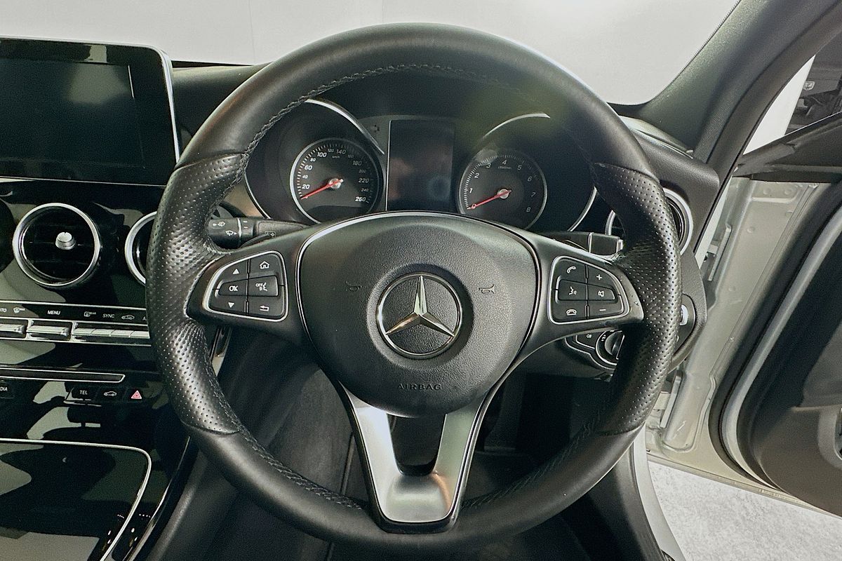 2016 Mercedes-Benz 200  205 MY16