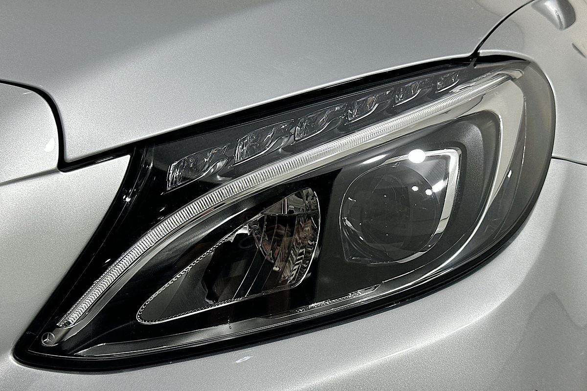 2017 Mercedes-Benz C200  205 MY17