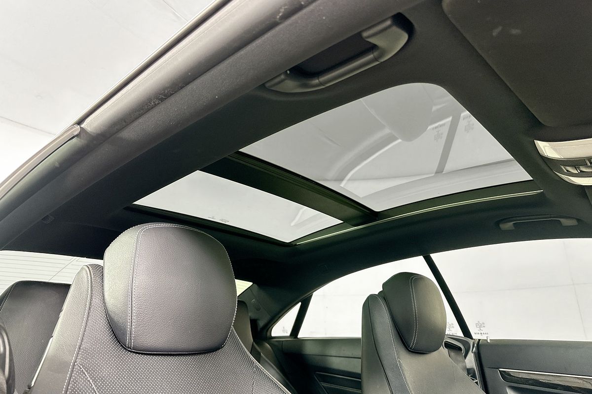 2015 Mercedes-Benz E200  207 MY15