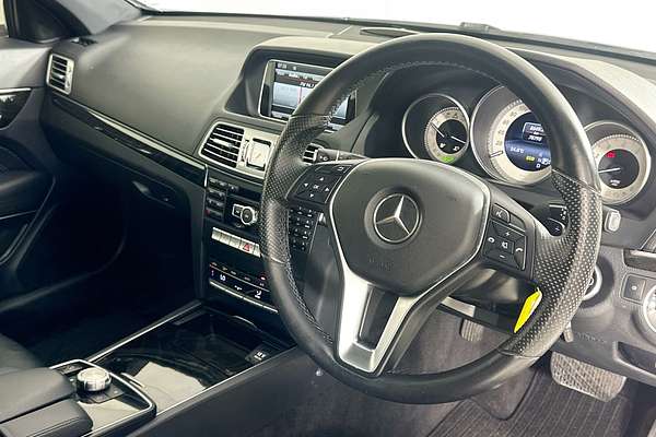 2015 Mercedes-Benz E200  207 MY15