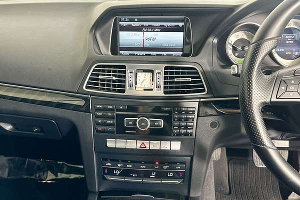 2015 Mercedes-Benz E200  207 MY15