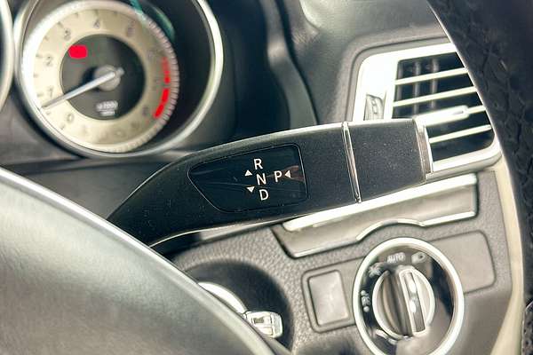 2015 Mercedes-Benz E200  207 MY15