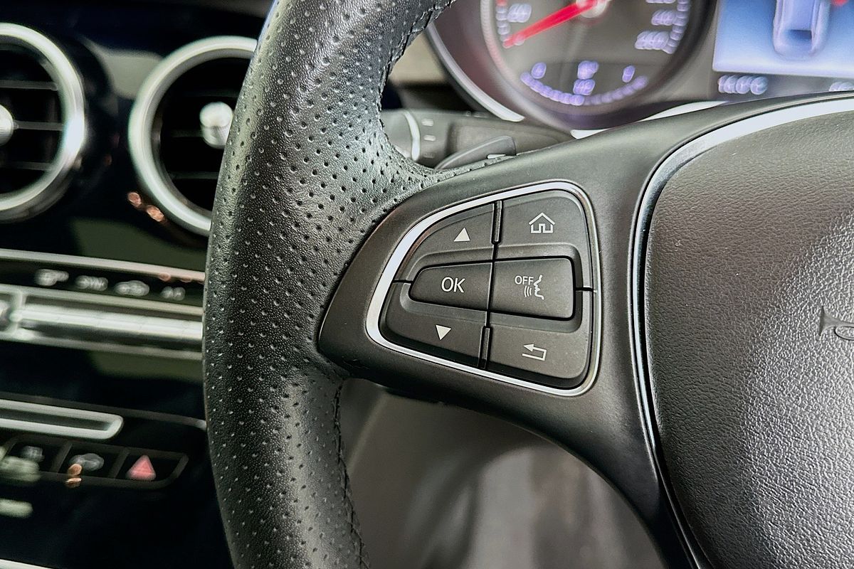 2018 Mercedes-Benz 200  205 MY17.5