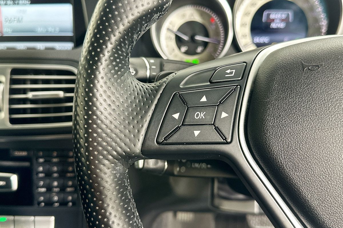 2015 Mercedes-Benz E200  207 MY15