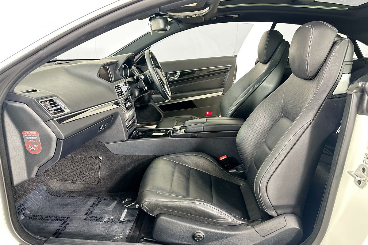 2015 Mercedes-Benz E200  207 MY15