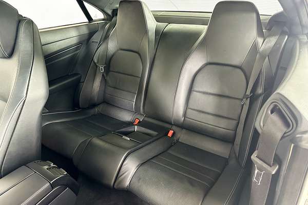 2015 Mercedes-Benz E200  207 MY15