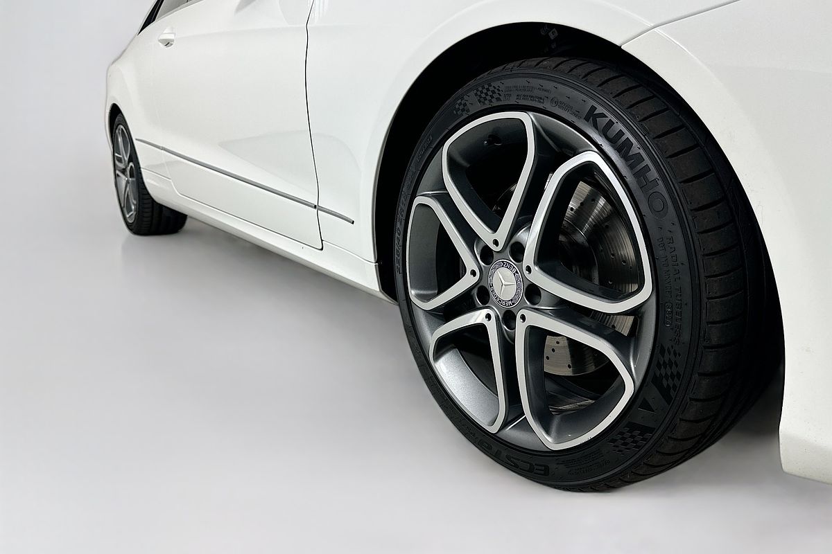 2015 Mercedes-Benz E200  207 MY15