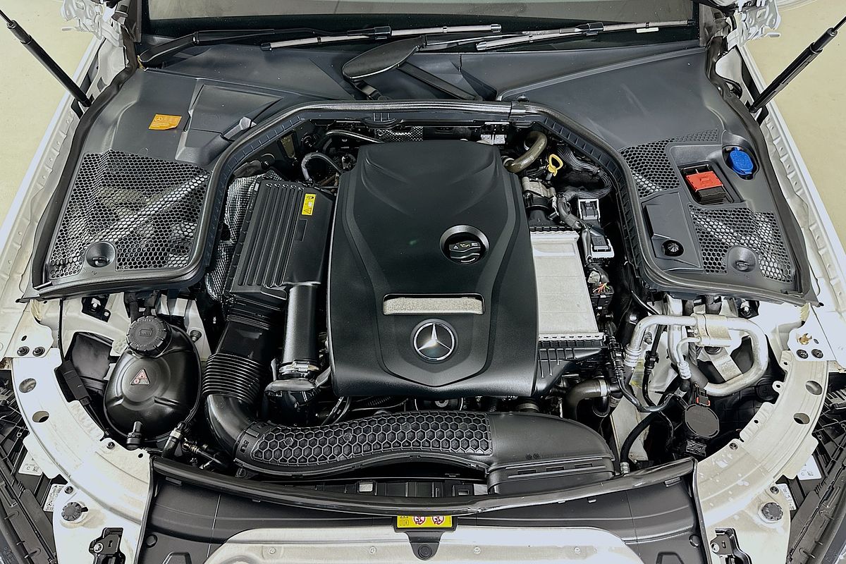 2018 Mercedes-Benz 200  205 MY17.5